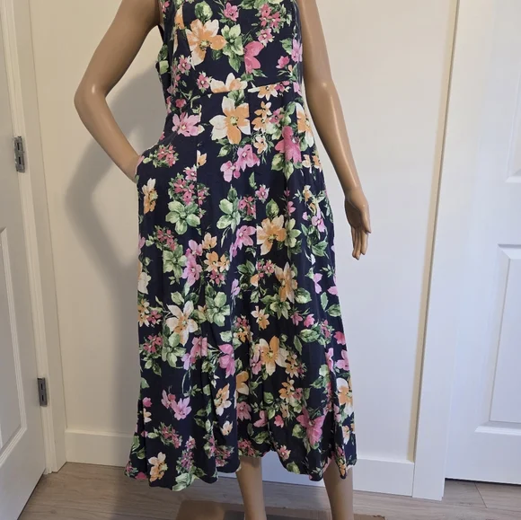 Old Navy Fit & Flare Linen-Blend Midi Dress Navy Blue Floral - Picture 2 of 8